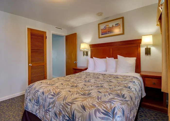 Hotel Castle In The 3*